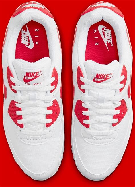 nike air max maat 8 met rood merkje